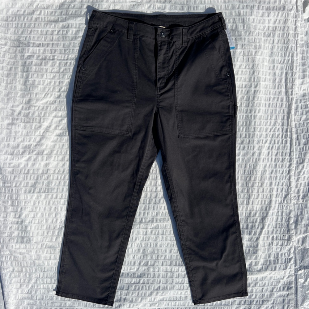NWT Duluth Trading Company Fire Hose COOLMAX Slim Leg Crop Pants in Charcoal, 12